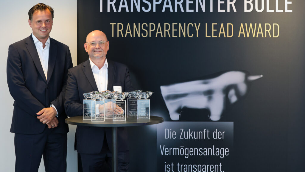 Illustration: Transparenz, die Vertrauen schafft: Auszeichnung mit dem Transparenten Bullen 2025