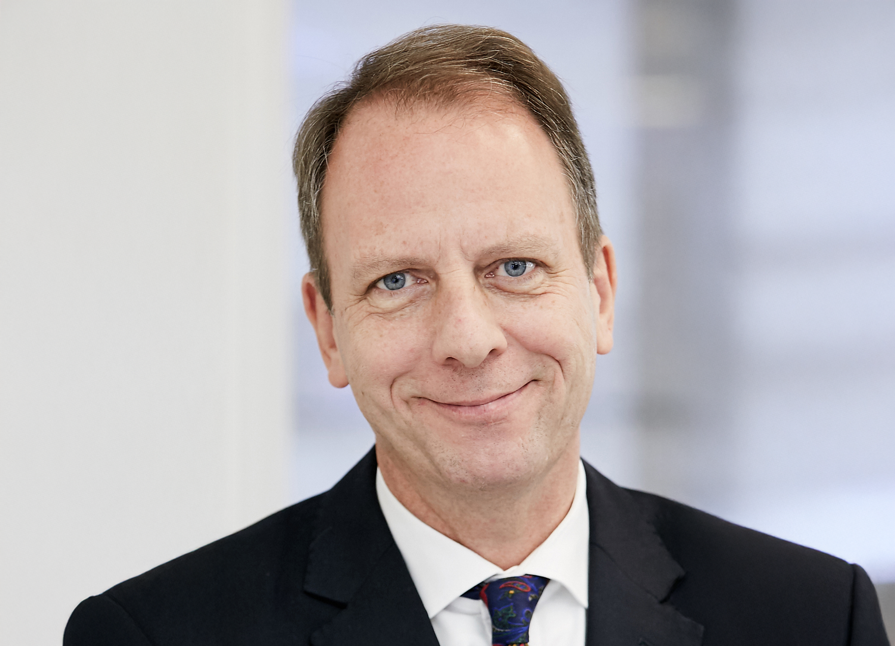 Illustration: Erfolgsmodell: Unternehmensnachfolgelösung mit Stiftungselementen